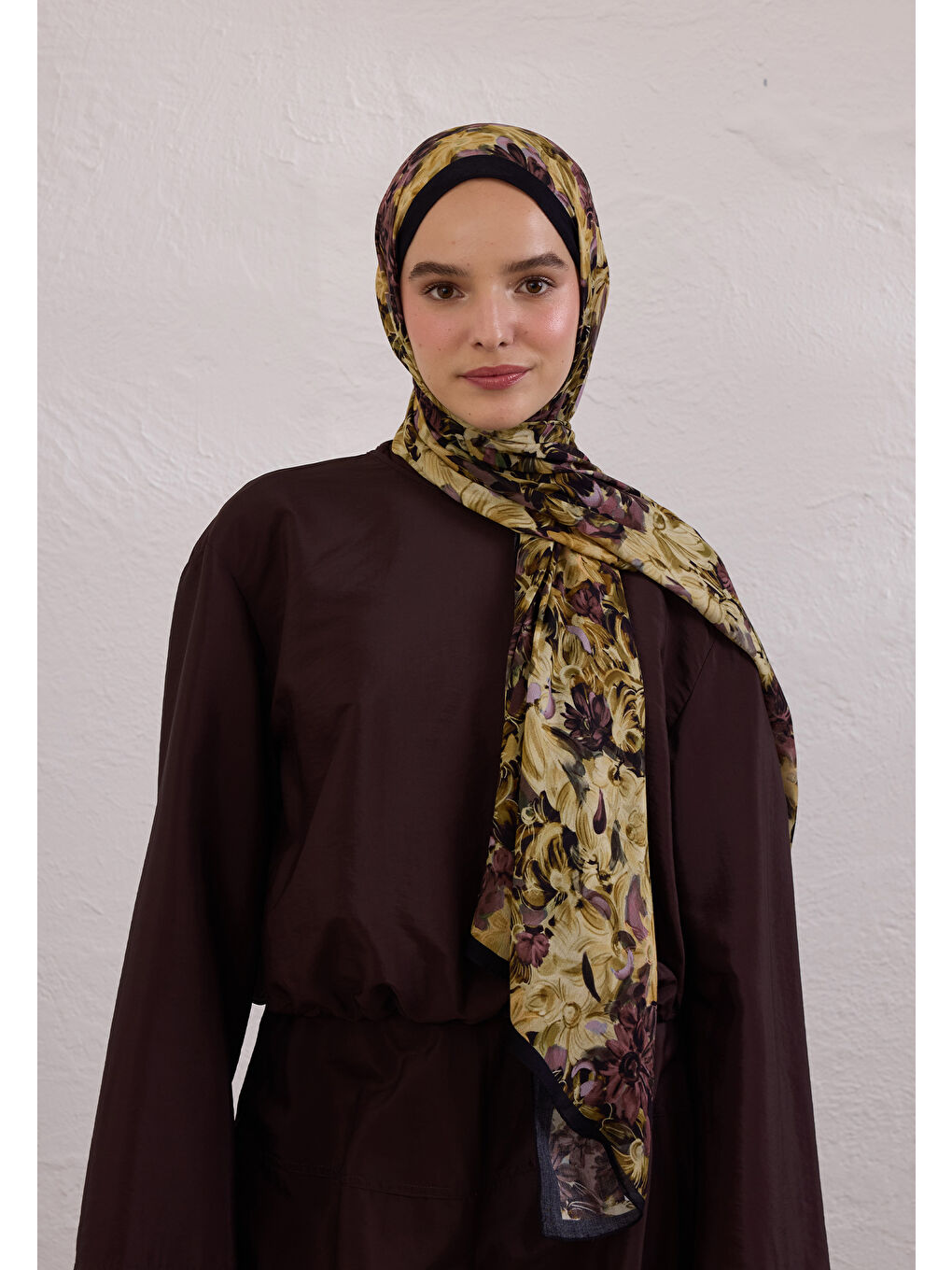 Summer Bloom Desen Rami Şal Siyah-2