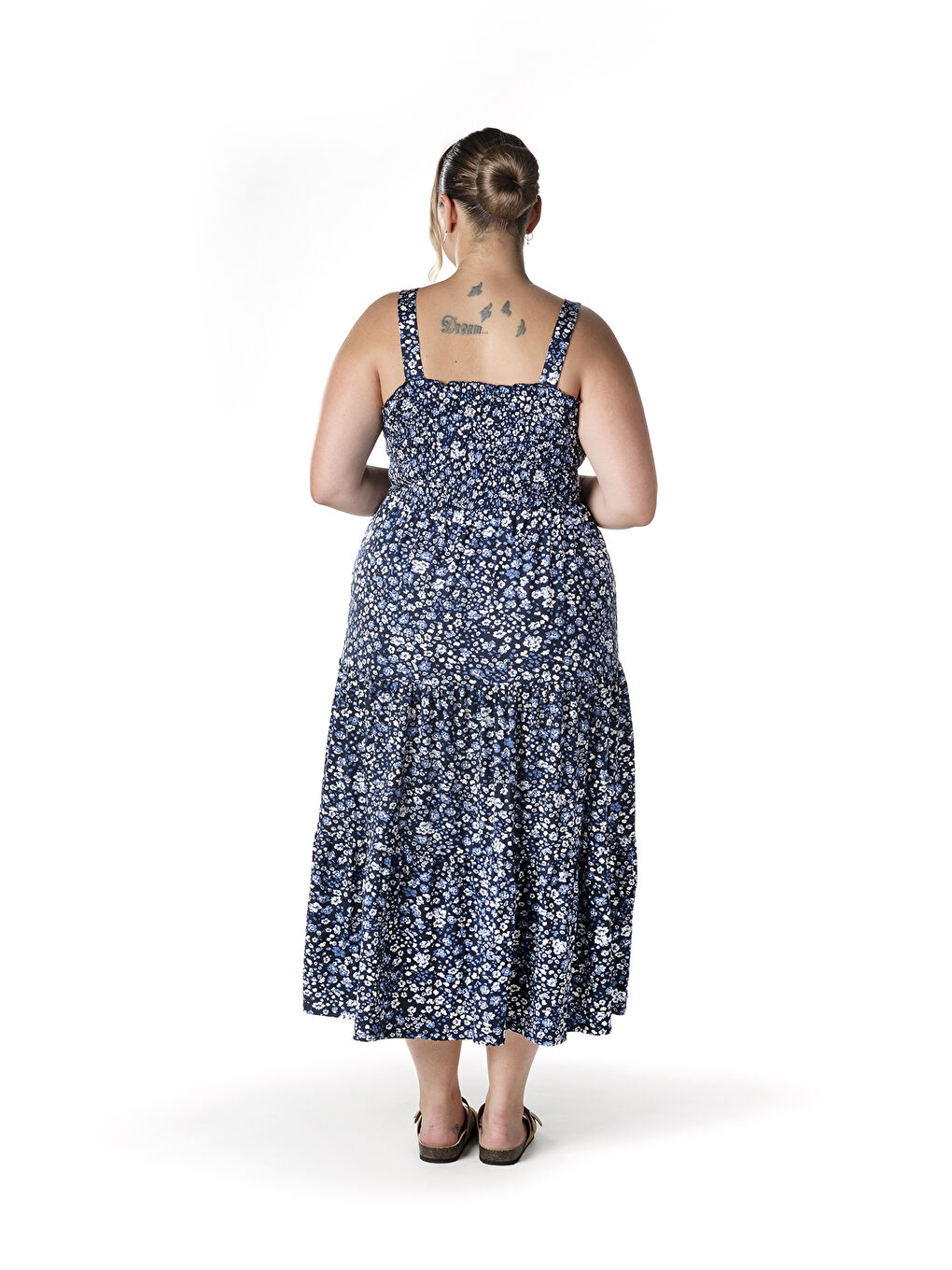 Mavi Büyük Beden Çiçek Desenli Kalın Askılı Beli Lastikli Elbise T-84-7