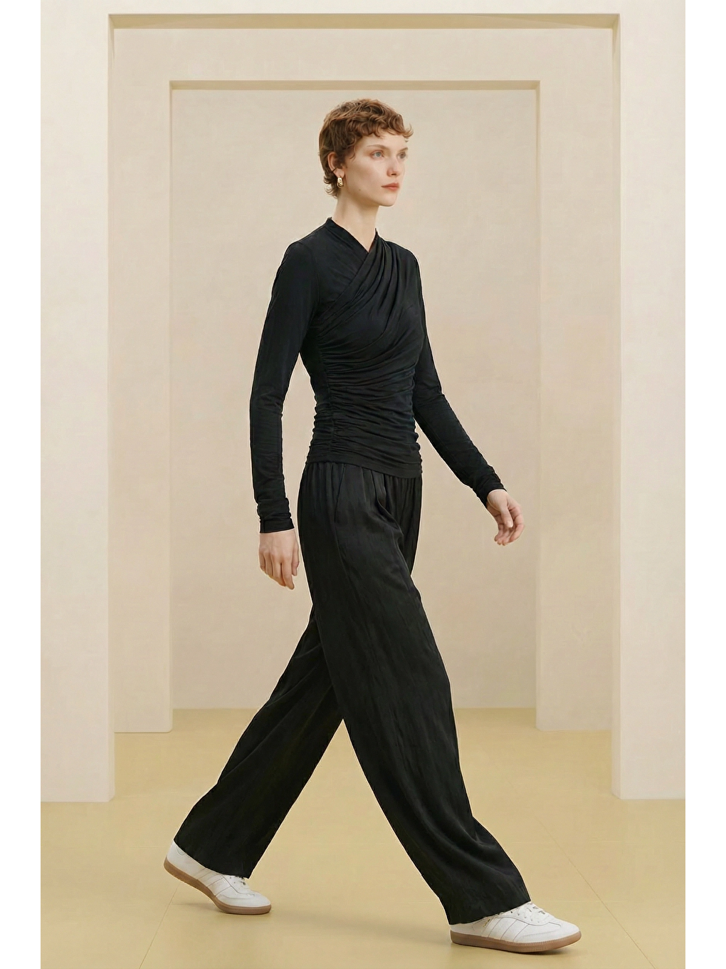 ALESTA | Yüksek Bel Dökümlü Pantolon Siyah-1