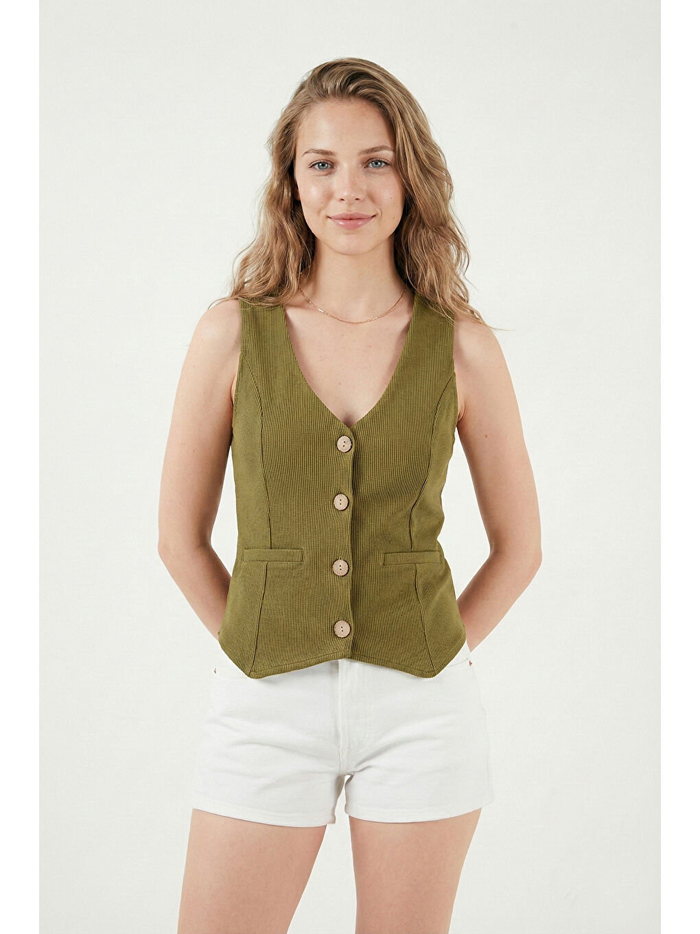 Yeşil Fittili Regular Fit V Yaka Düğmeli Kadın Yelek 5866559-2