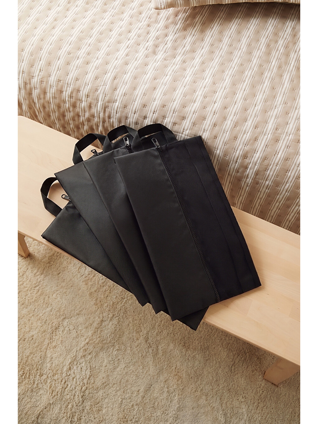 4'lü Siyah Renk Fileli Oxford Kumaş Ayakkabı Düzenleyici Taşıma Çantası Seti 22 X 40 X 9 Cm