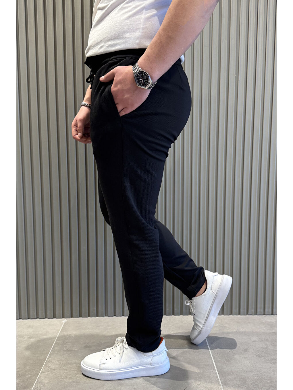 Siyah Bel Bağcıklı Fermuarlı Erkek Jogger Pantolon-1