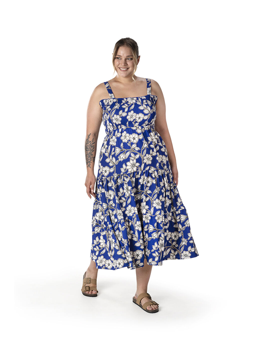 Mavi Büyük Beden Çiçek Desenli Kalın Askılı Beli Lastikli Elbise T-80-6