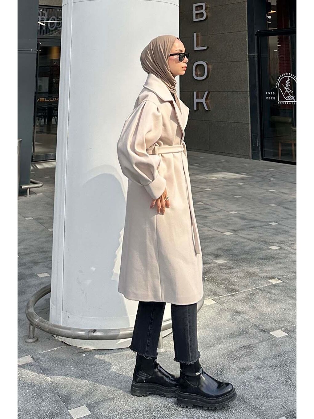 Balon Kol Örme Kaşe Kaban Bej-2