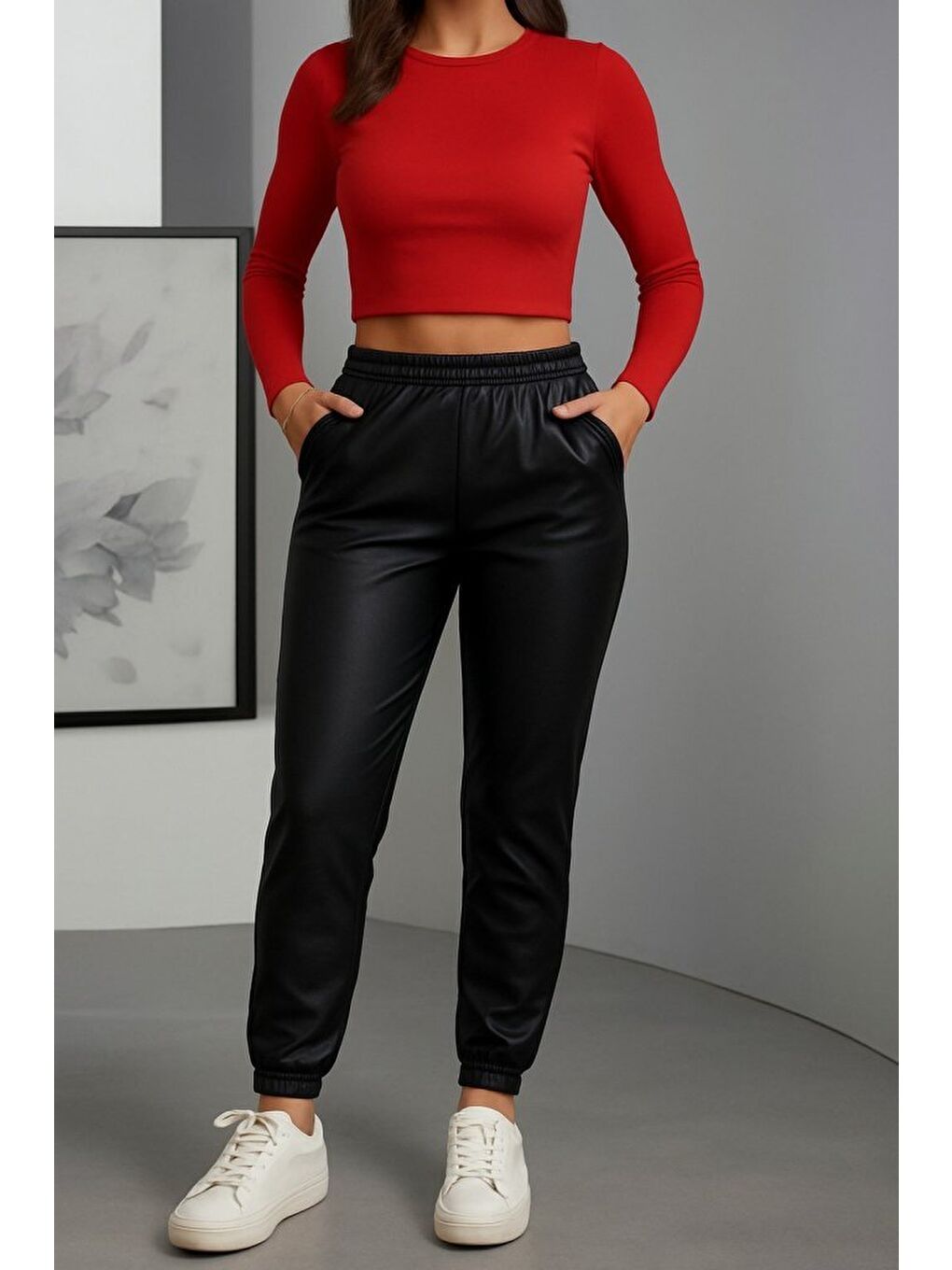 Siyah Kadın Paçası Lastikli Cep Detaylı Deri Tayt