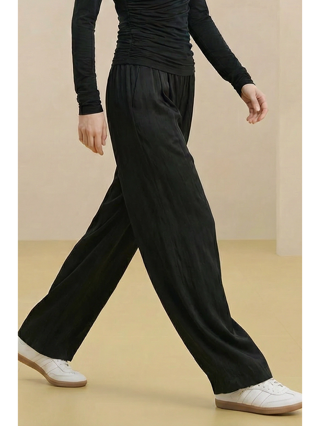 ALESTA | Yüksek Bel Dökümlü Pantolon Siyah-3