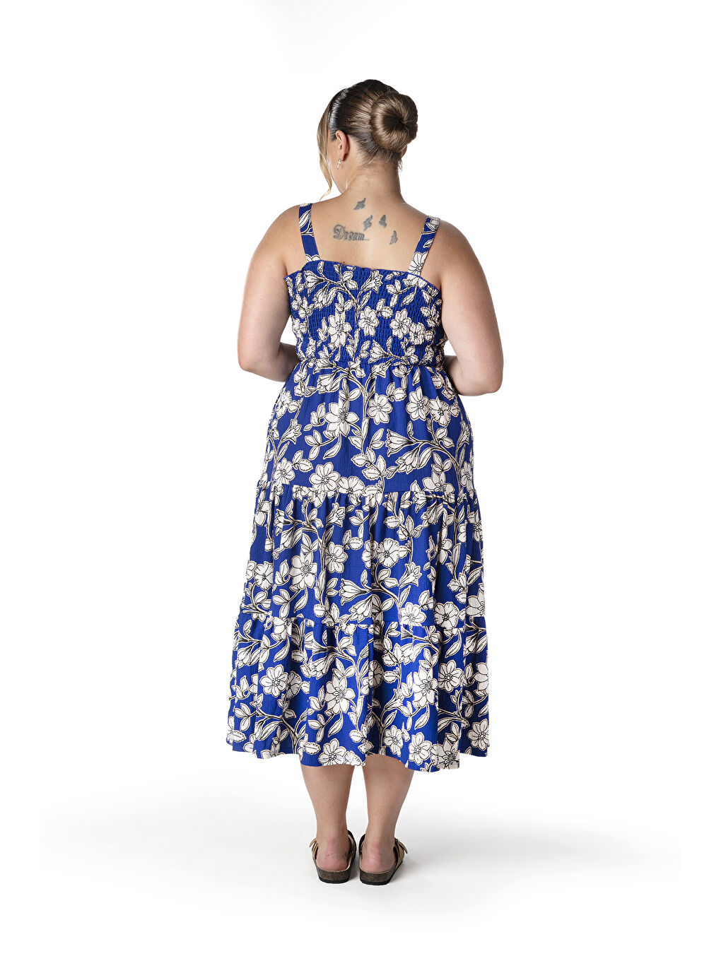 Mavi Büyük Beden Çiçek Desenli Kalın Askılı Beli Lastikli Elbise T-80-7