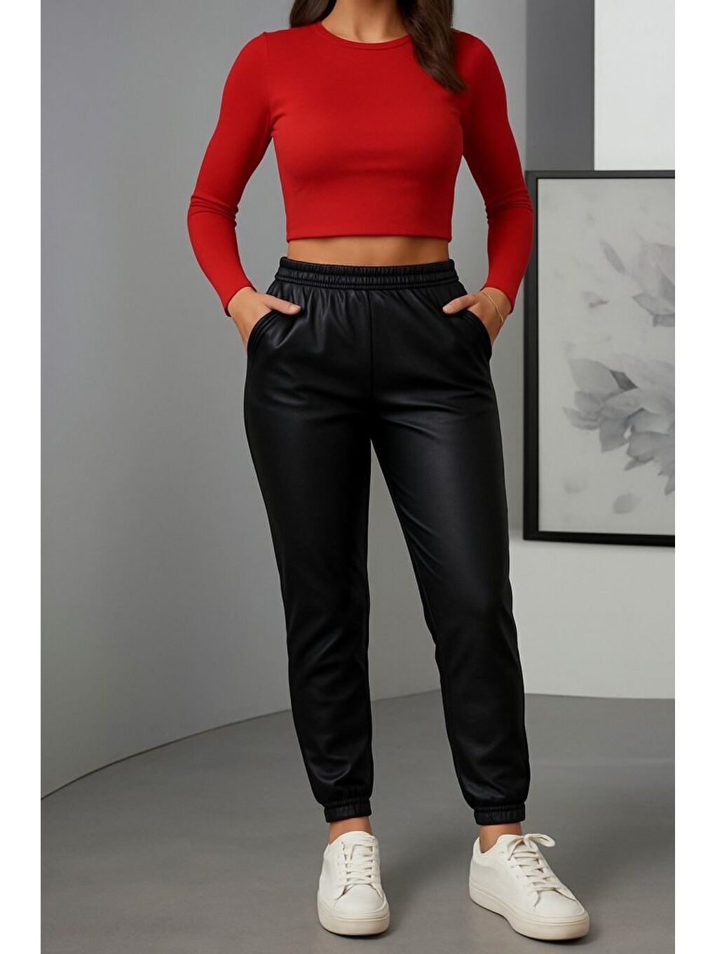 Siyah Kadın Paçası Lastikli Cep Detaylı Deri Tayt-2