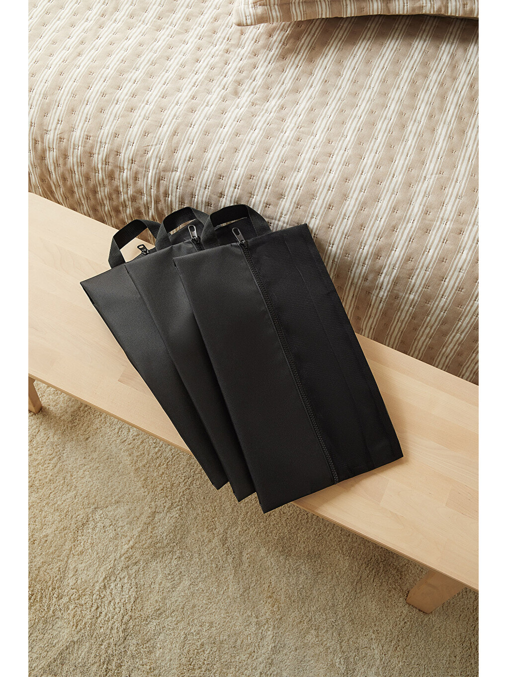 3'lü Siyah Renk Fileli Oxford Kumaş Ayakkabı Düzenleyici Taşıma Çantası Seti 22 X 40 X 9 Cm