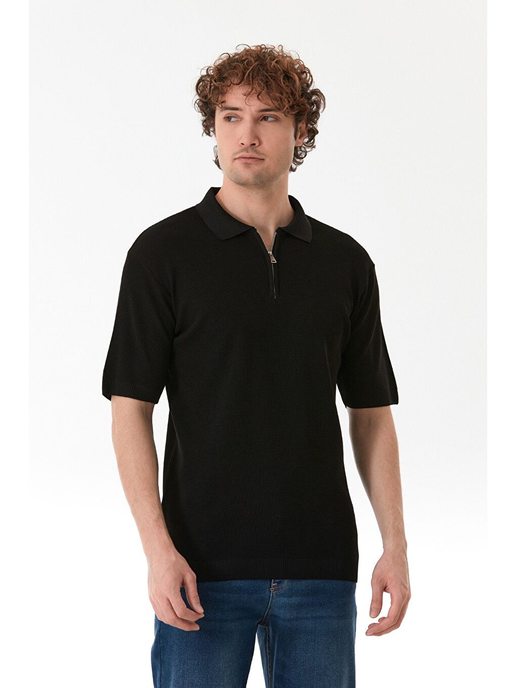 Siyah Waffle Kumaş Polo Yaka Yarım Fermuarlı Triko Tişört