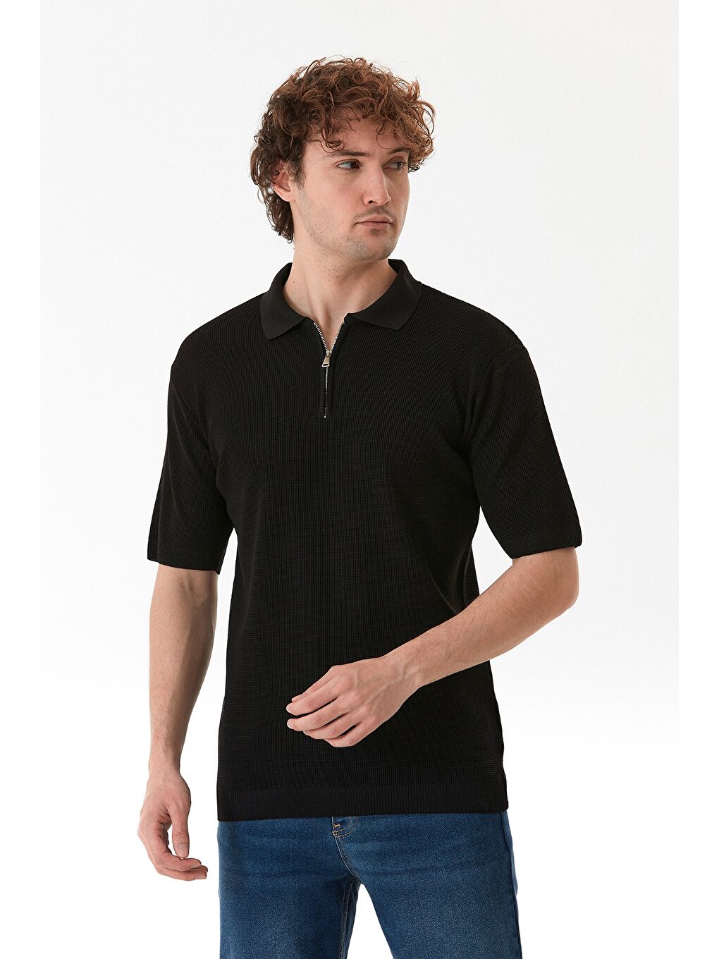 Siyah Waffle Kumaş Polo Yaka Yarım Fermuarlı Triko Tişört-2