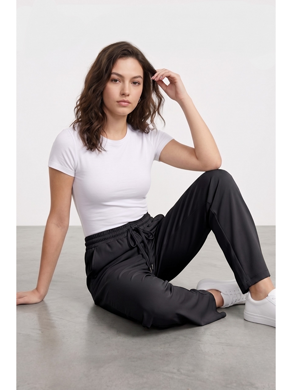 Siyah Kadın Pantolon Beli Lastikli Cepli Rahat Kalıp Kadın Spor Pantolon-2