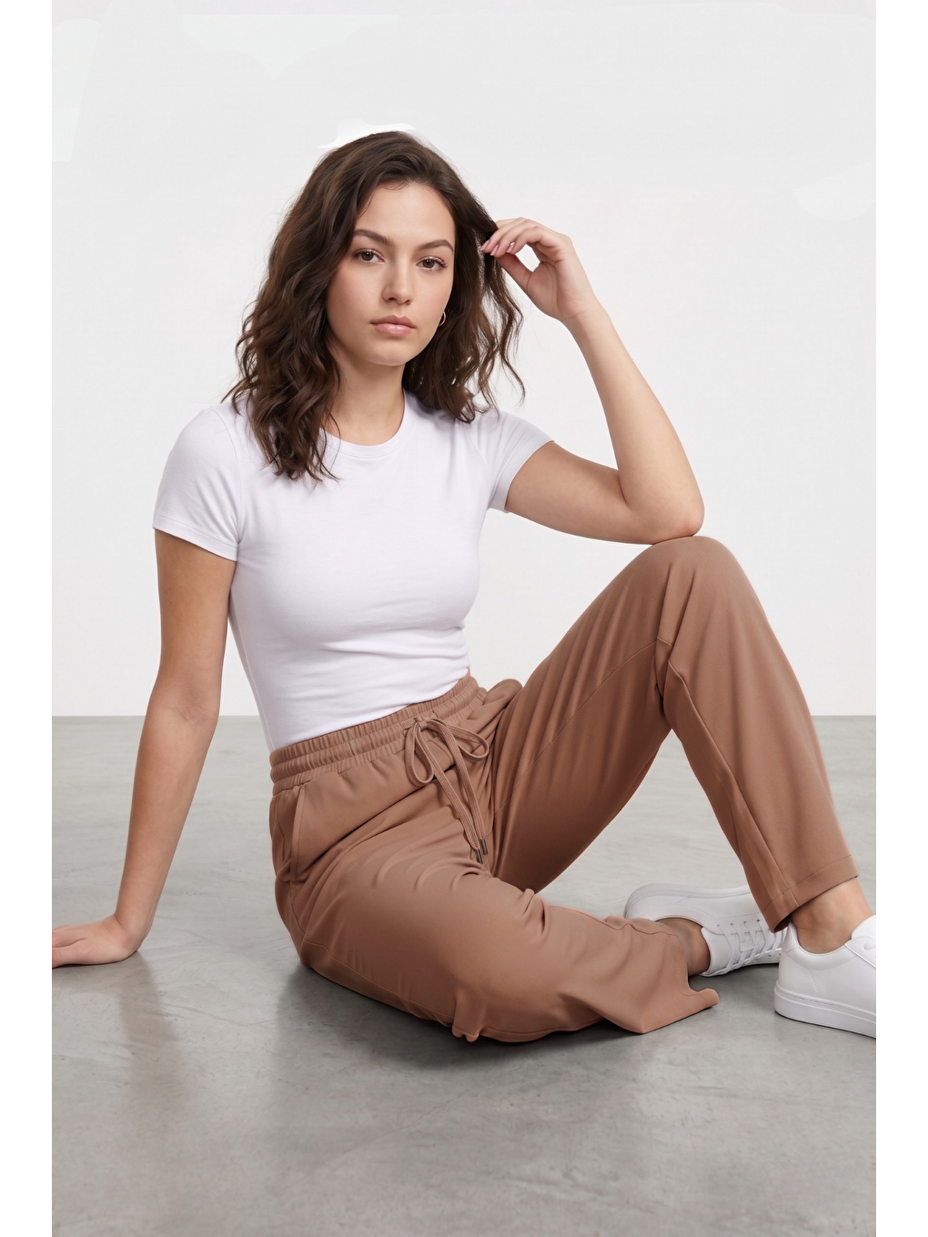Bej Kadın Pantolon Beli Lastikli Cepli Rahat Kalıp Kadın Spor Pantolon-2