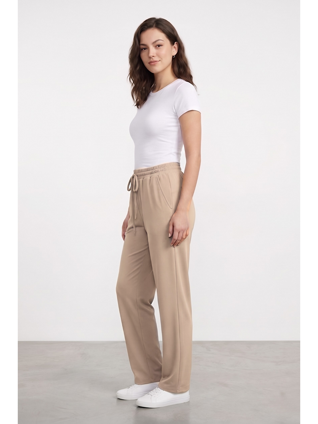Bej Kadın Pantolon Beli Lastikli Cepli Rahat Kalıp Kadın Spor Pantolon-1