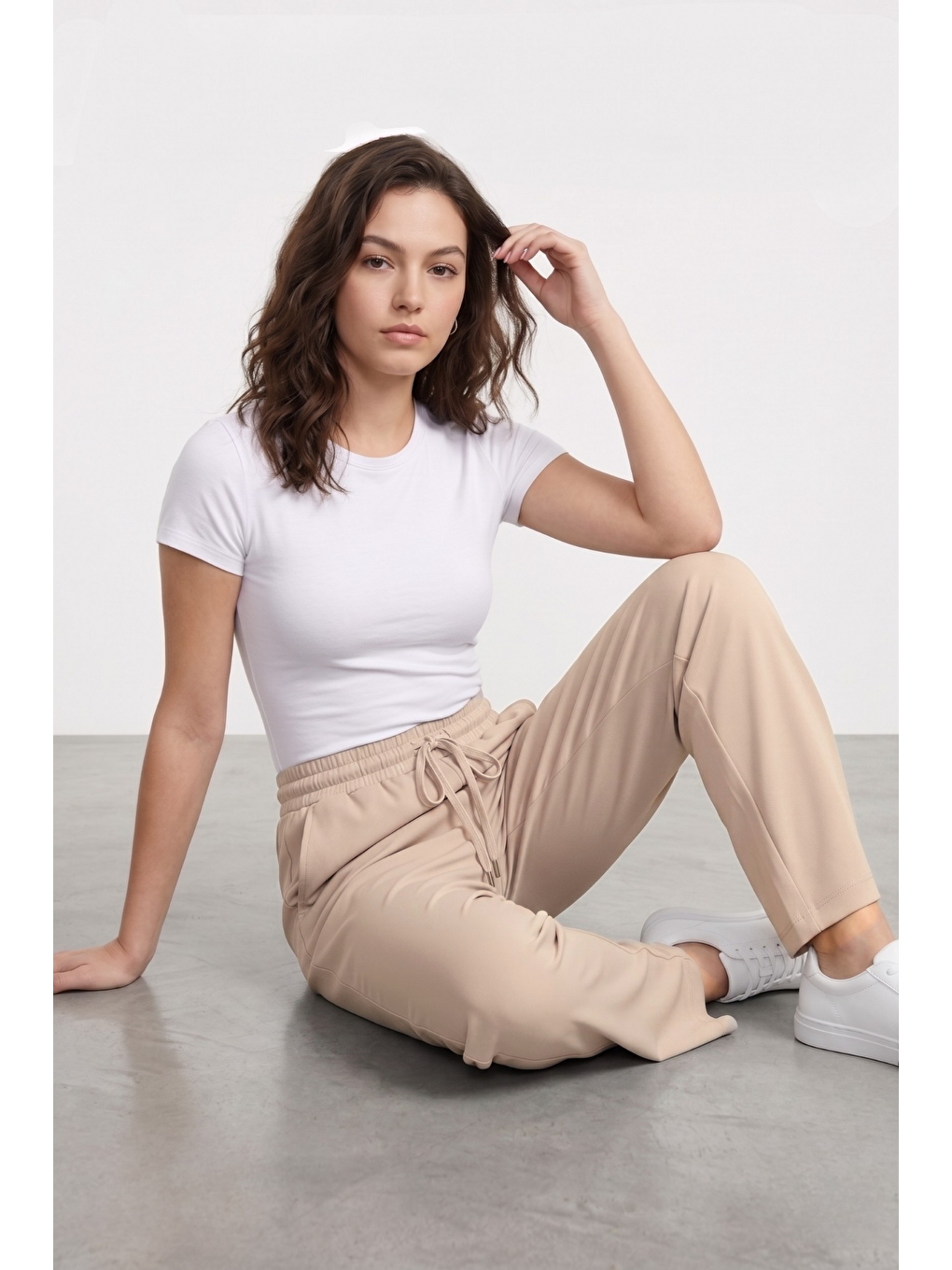 Bej Kadın Pantolon Beli Lastikli Cepli Rahat Kalıp Kadın Spor Pantolon-2