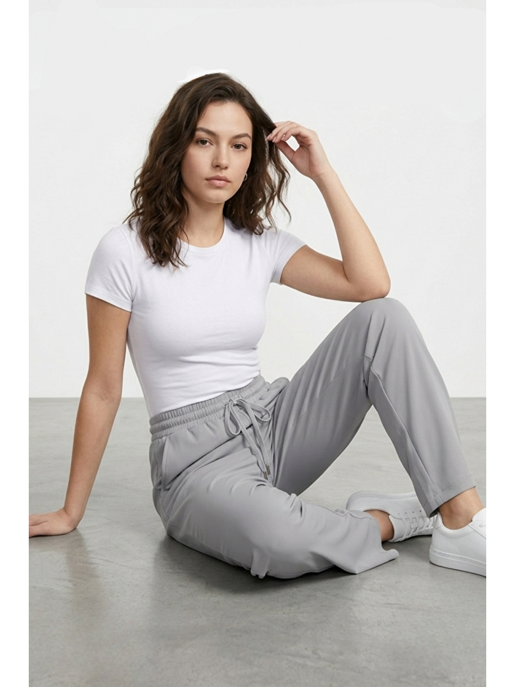 Gri Kadın Pantolon Beli Lastikli Cepli Rahat Kalıp Kadın Spor Pantolon-3