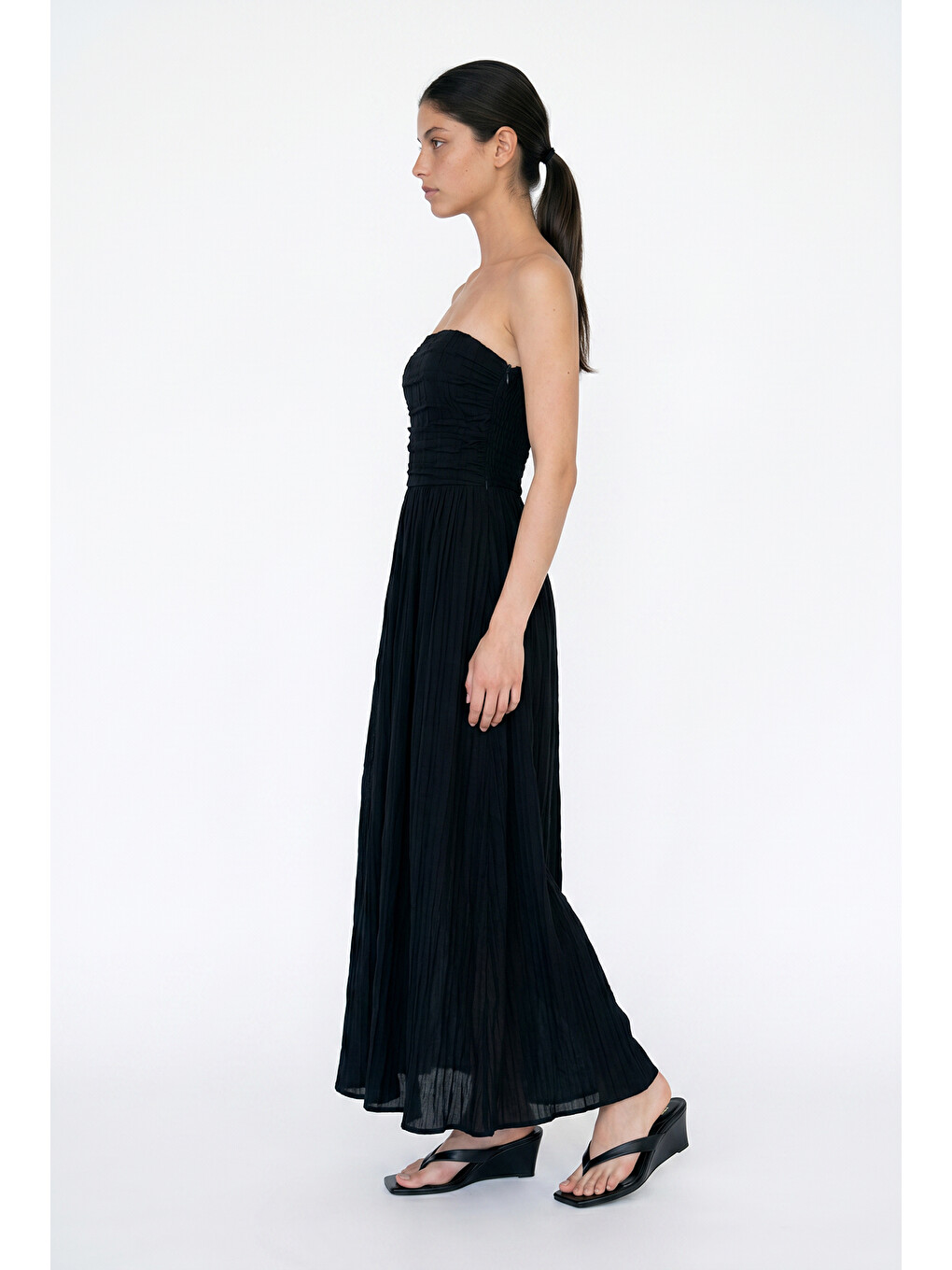 Straplez Drapeli Midi Elbise Siyah-3