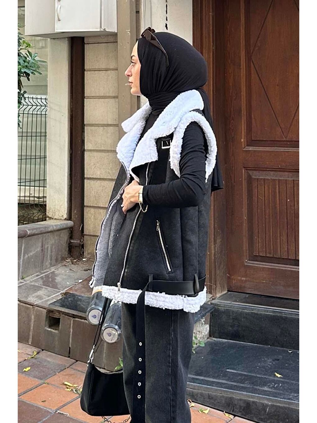 Kürk Detaylı Süet Yelek Beyaz-1