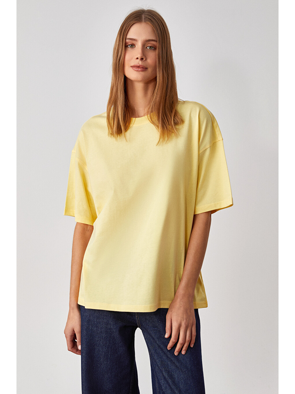 Sarı LAGERTHA Kadın %100 organik Pamuklu Kalın Dokulu Oversize Fit Yuvarlak Yakalı SARI T-Shirt