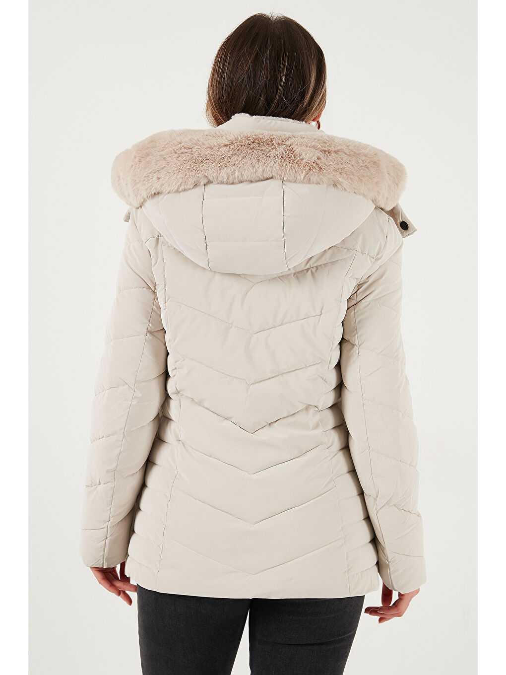 Bej Kapitoneli Slim Fit Çıkarılabilir Kapüşonlu Mont 497MARA-6