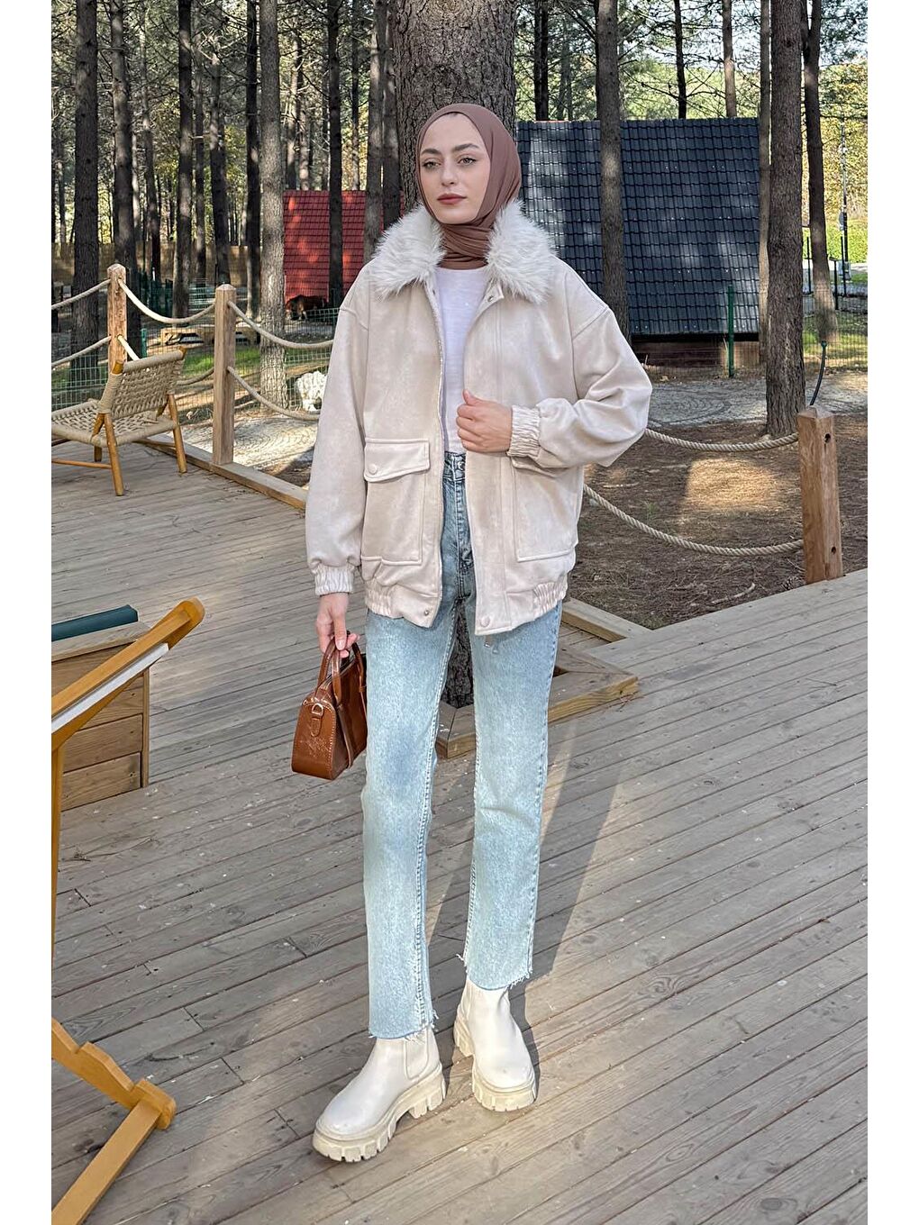 Kürk Yaka Cepli Mont Bej