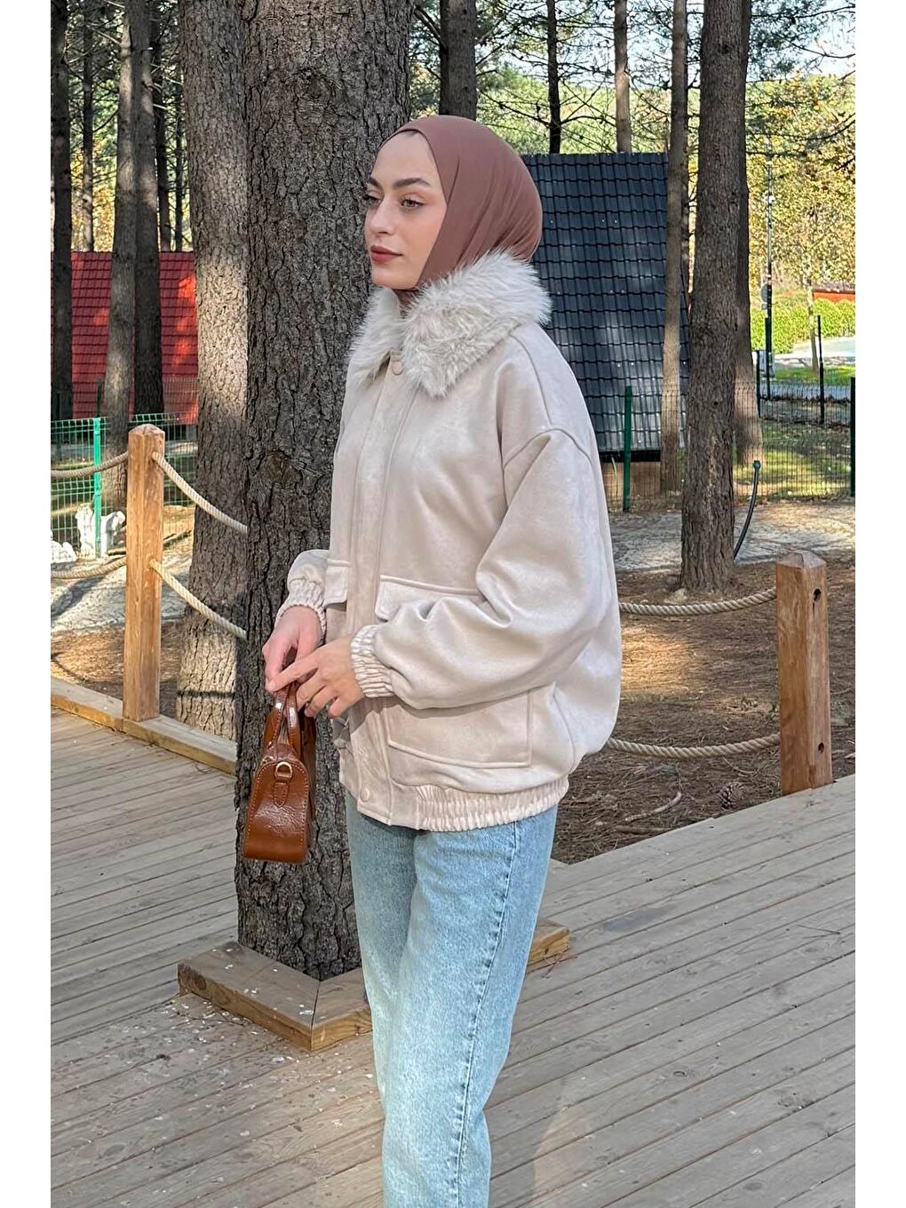 Kürk Yaka Cepli Mont Bej-1