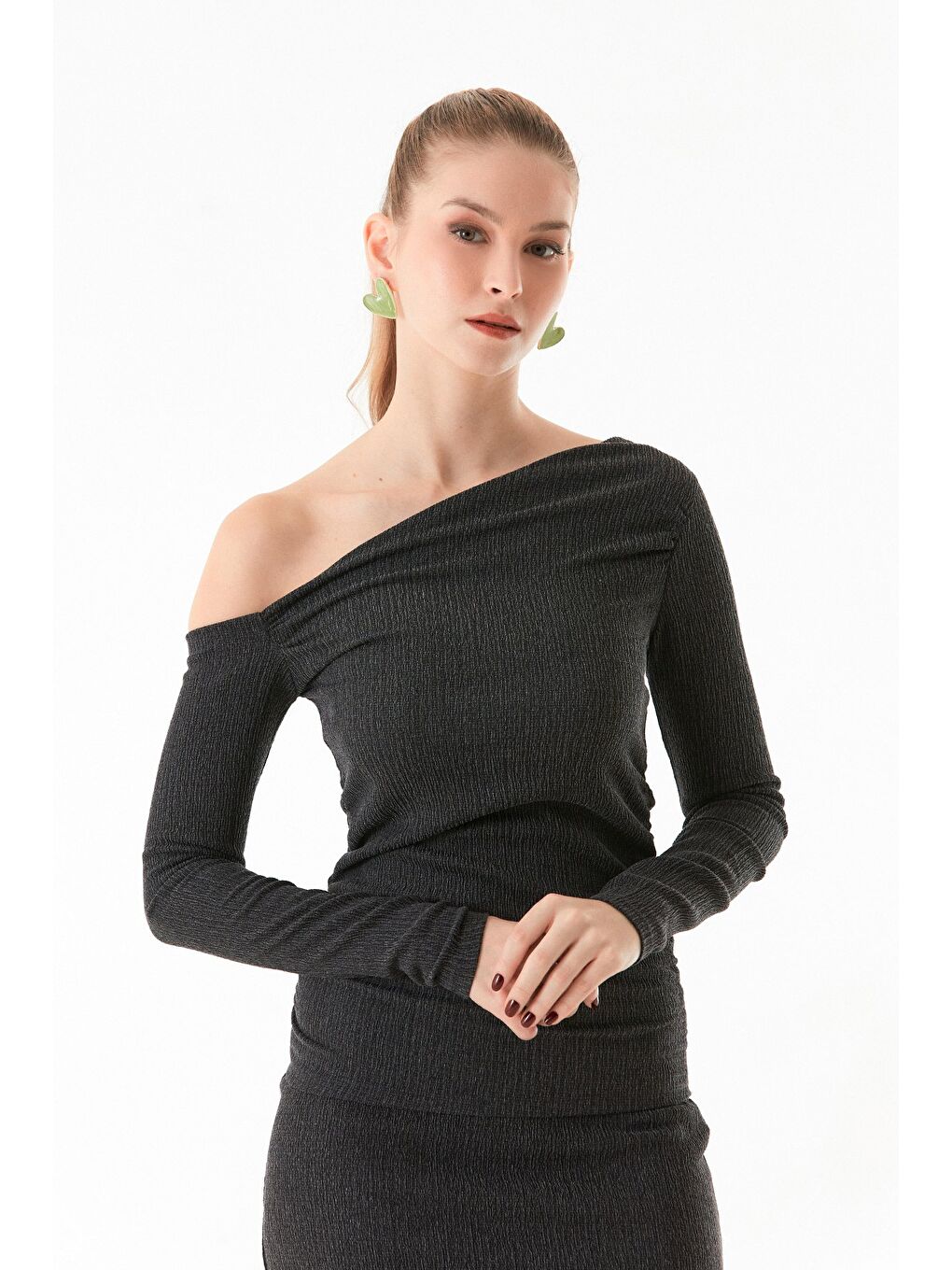 Antrasit Bürümcük Kumaş Drapeli Kayık Yaka Bluz-4