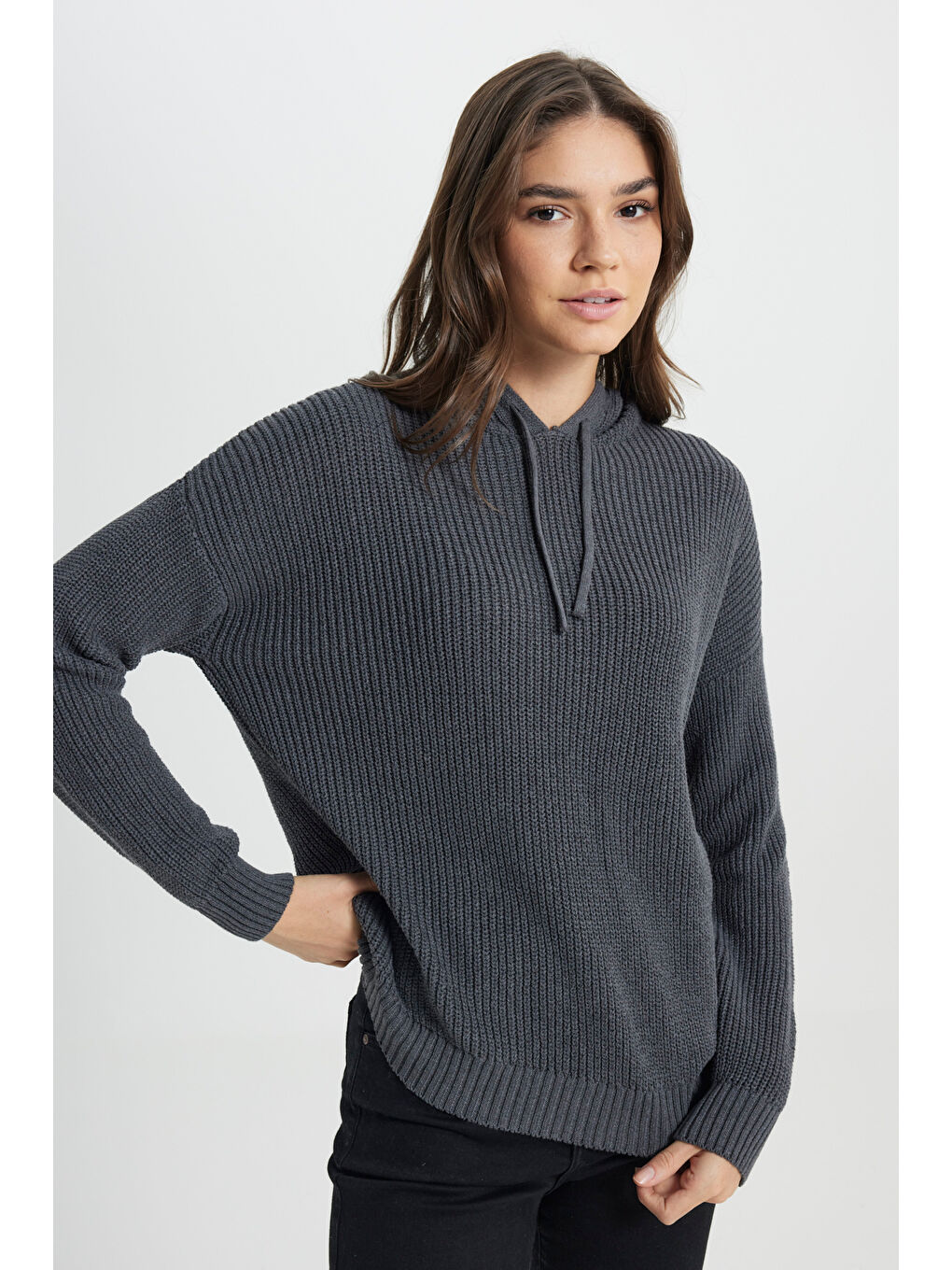 Gri Relaxed Fit Geniş Kesim Kapüşonlu Antrasit Triko Kazak-2