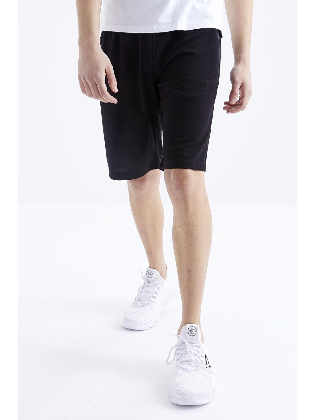 Siyah Fermuar Cepli Bağcıklı Standart Kalıp Erkek Şort  - 81210-3