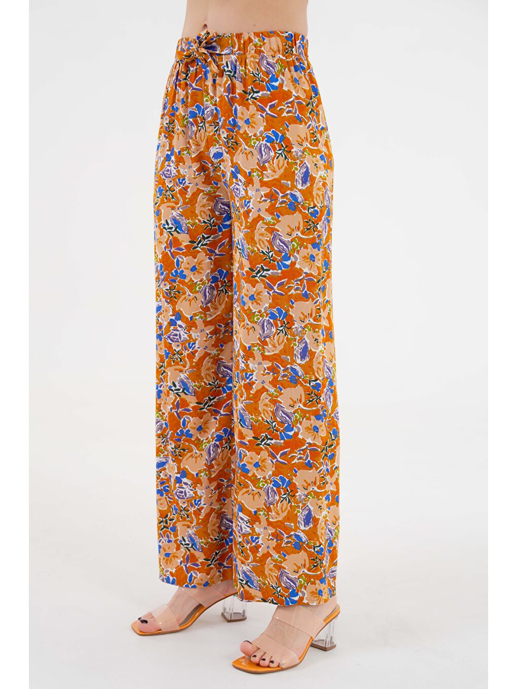 Kahverengi Kamel Kadın Desenli Beli Lastikli Bağlamalı Bol Paça Dokuma Pantolon - Viskon-4