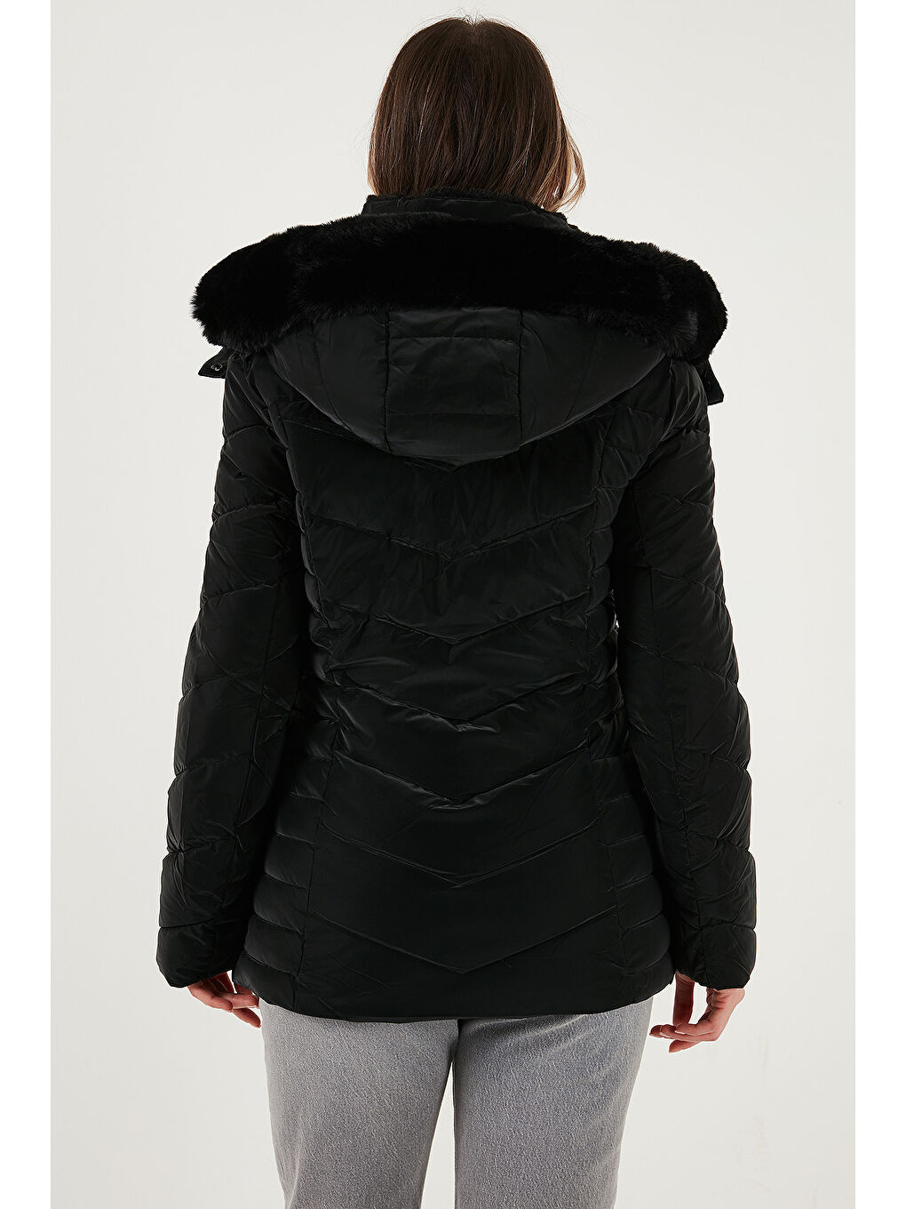 Siyah Kapitoneli Slim Fit Çıkarılabilir Kapüşonlu Mont 497MARA-6