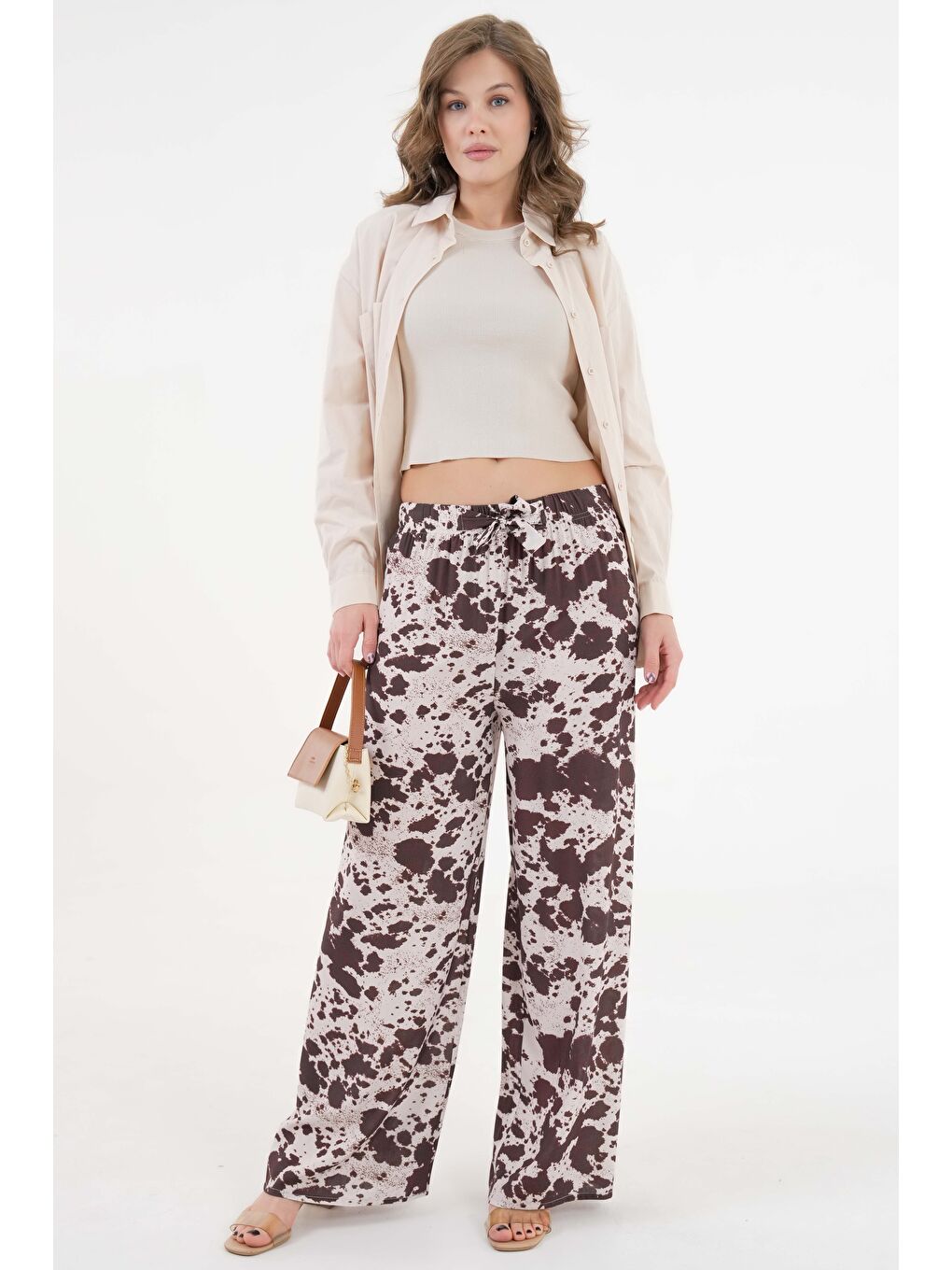 Kahverengi Kadın Desenli Beli Lastikli Bağlamalı Bol Paça Dokuma Pantolon - Viskon-2