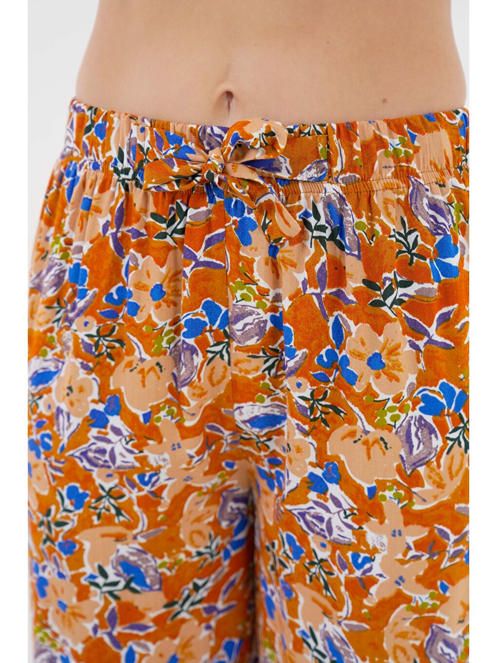 Kahverengi Kamel Kadın Desenli Beli Lastikli Bağlamalı Bol Paça Dokuma Pantolon - Viskon-5