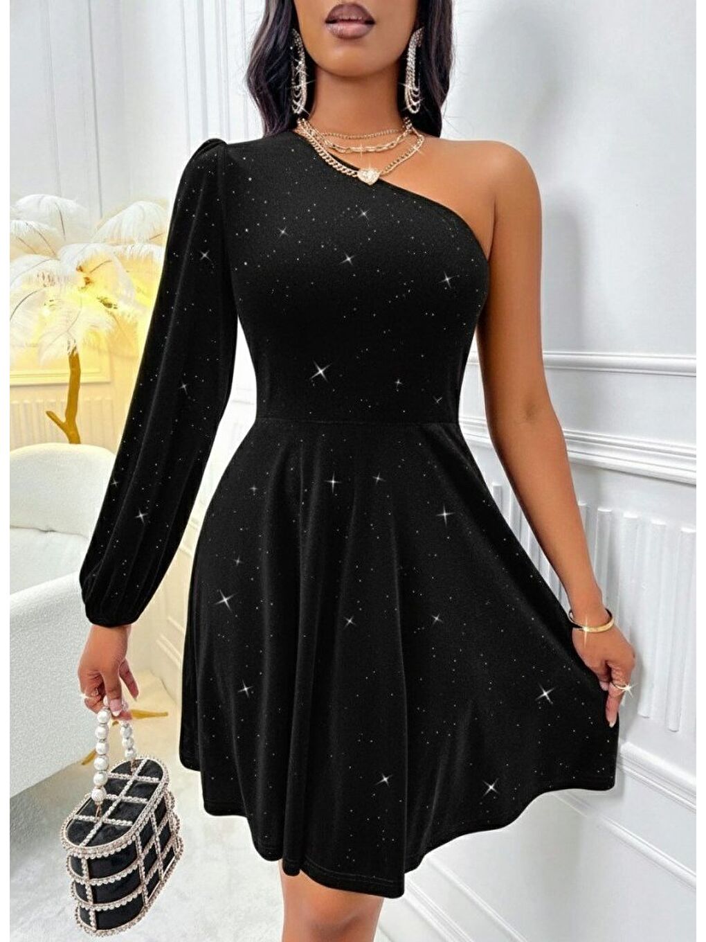 Siyah Kadın Tek Omuzdan Açık Uzun Kollu Taşlı Mini Elbise-3