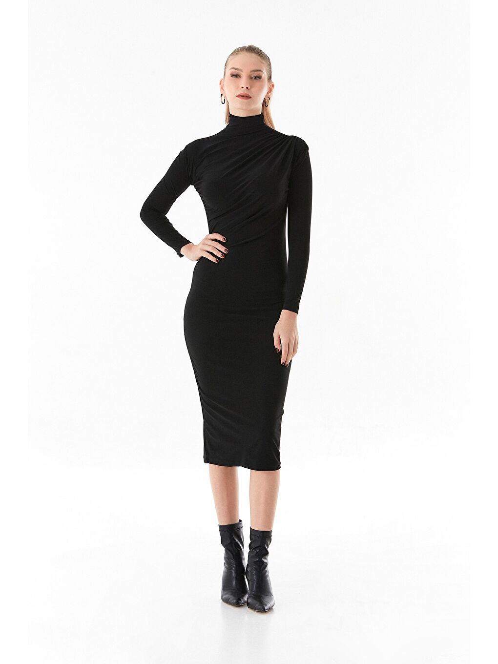 Siyah Yanı Büzgülü Balıkçı Yaka Elbise-3