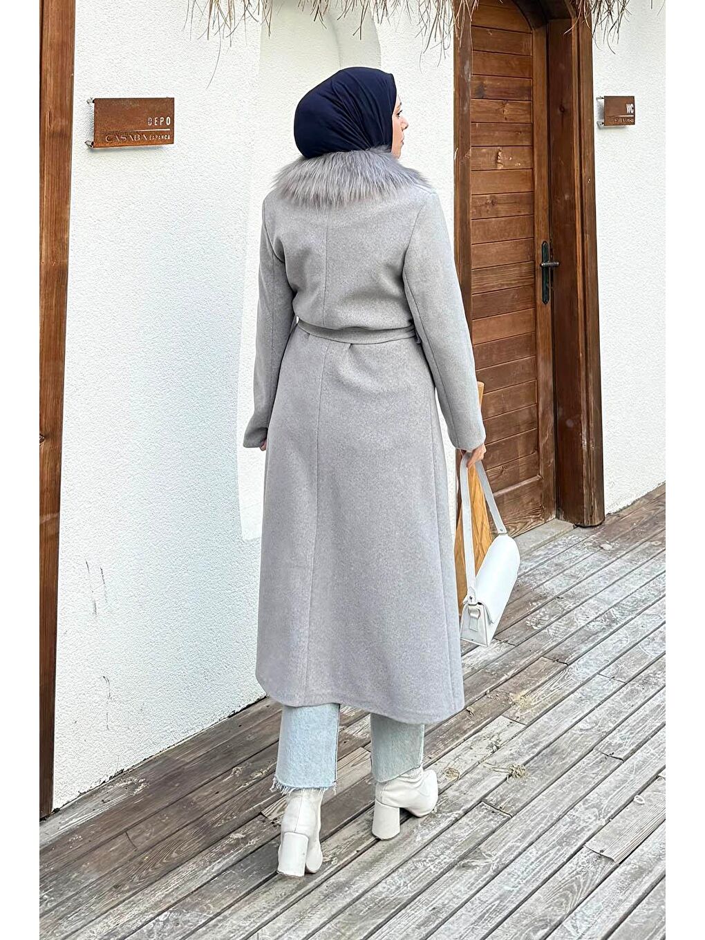 Kürk Yakalı Kaban Gri-3