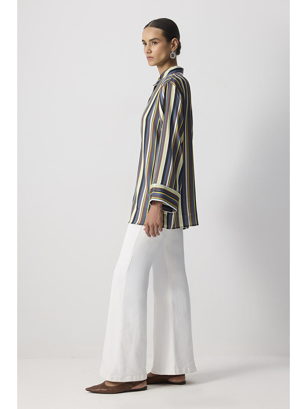 Yeşil Çizgi Desenli Saten Gömlek-2