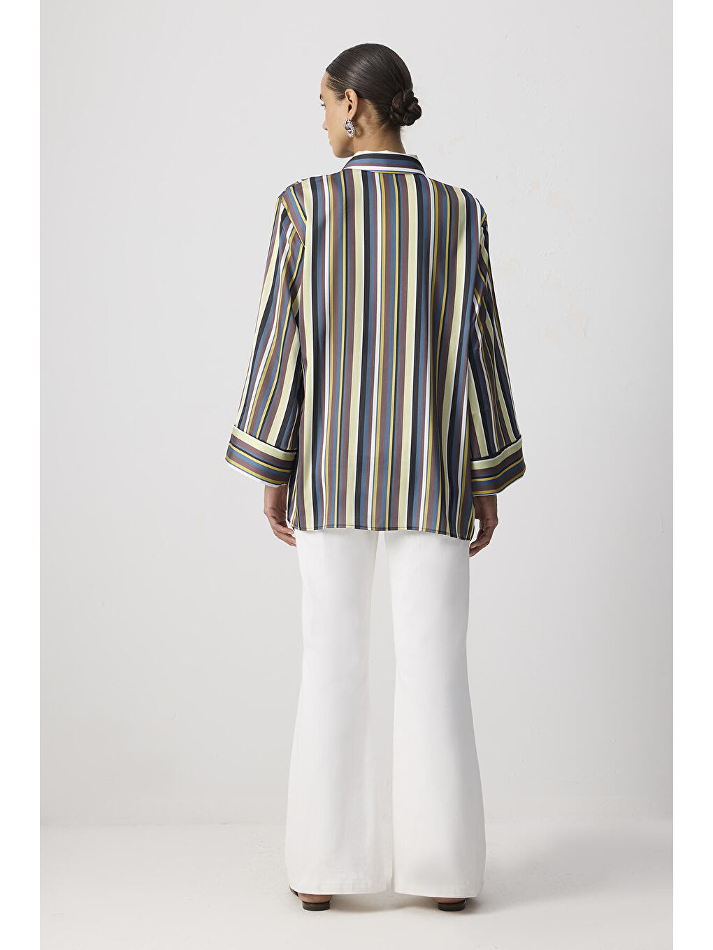 Yeşil Çizgi Desenli Saten Gömlek-3