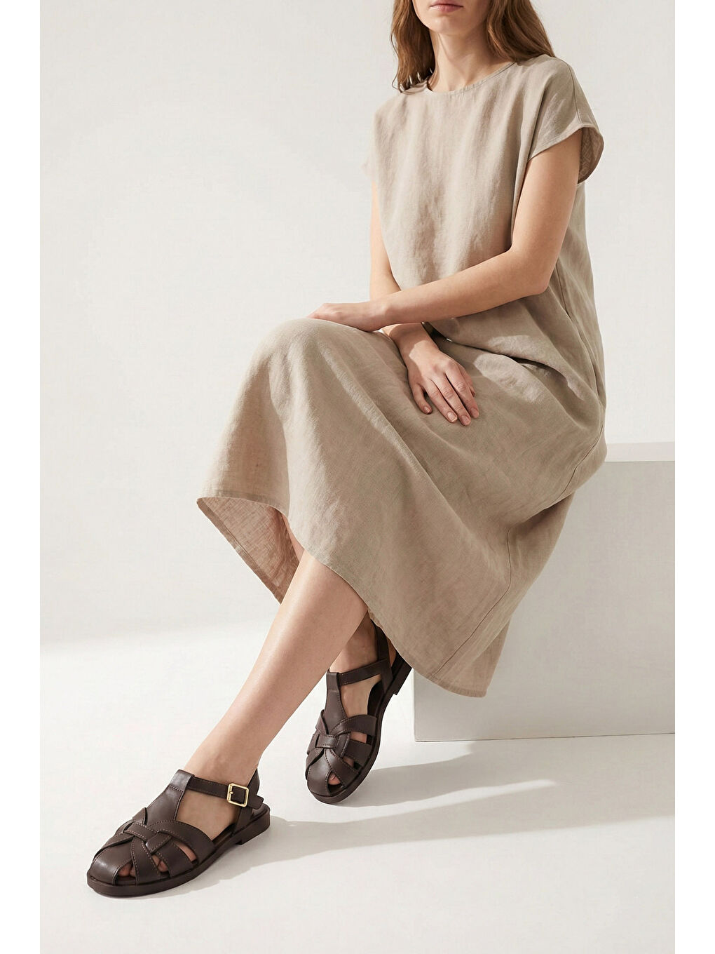 Kahverengi Kadın KAHVERENGİ Cırt Bantlı Burnu Kapalı Sandalet-2