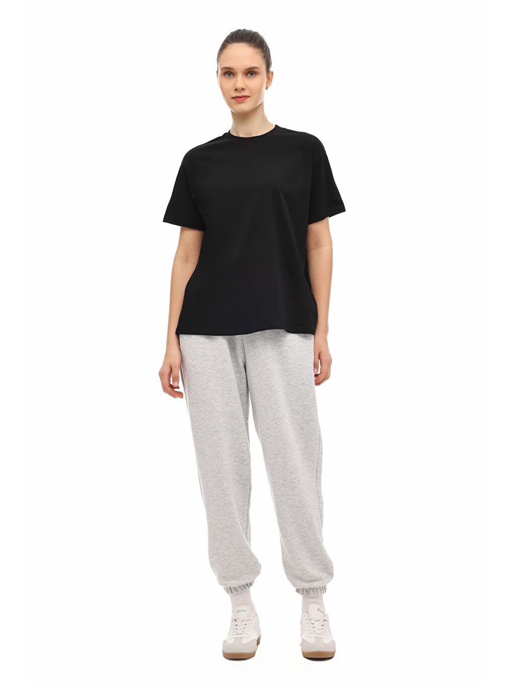 WB 11BANKO SN226 6FX Siyah Kadın Kısa Kol T-Shirt-2