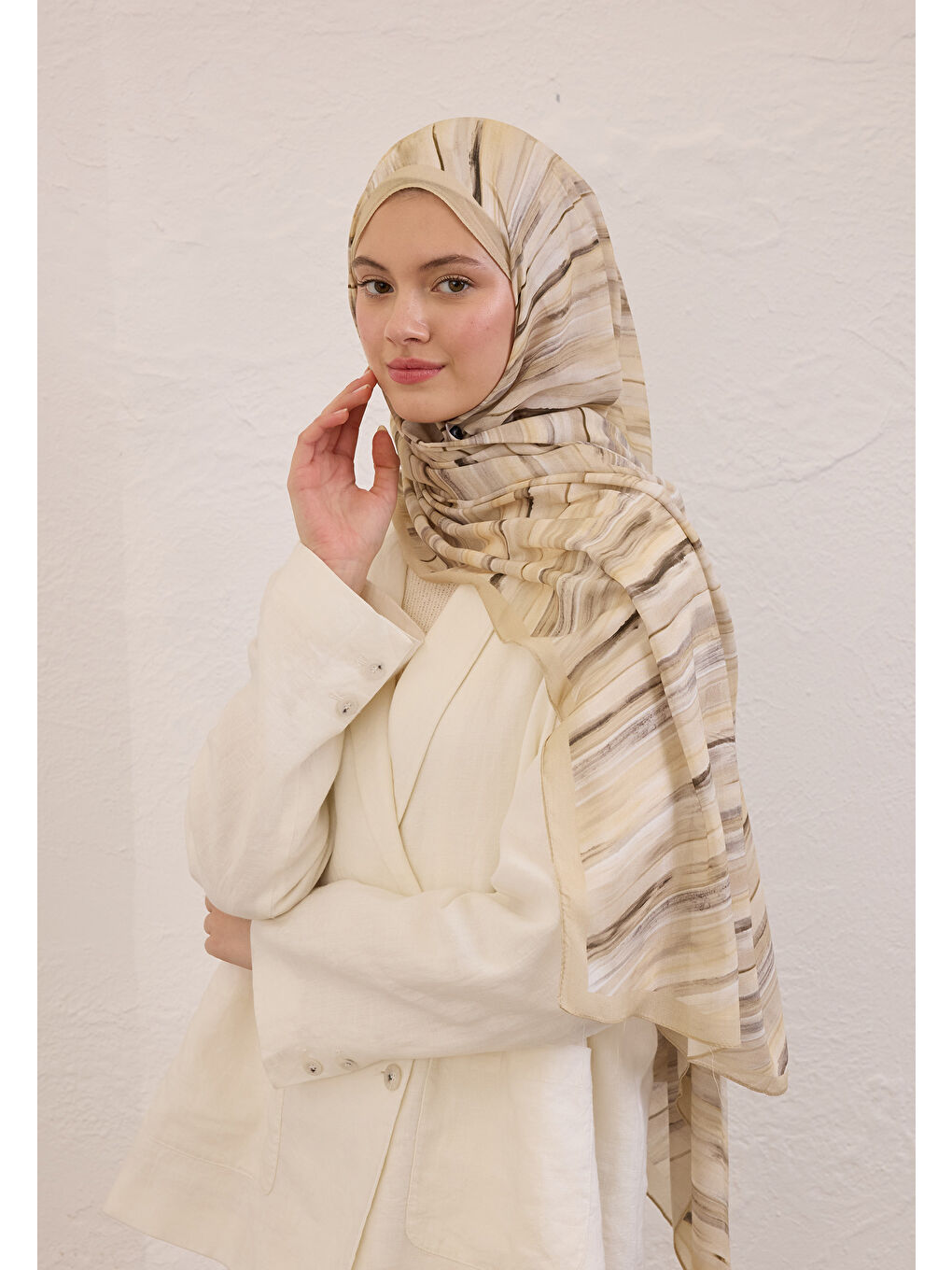 Deıa Desen Rami Şal Bej-1