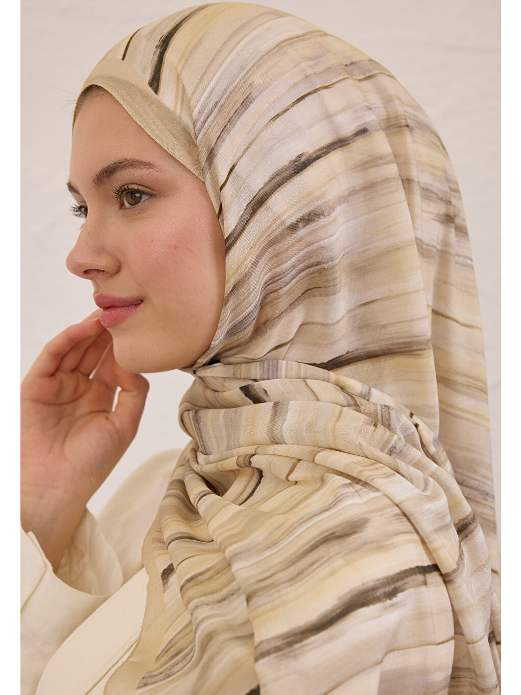 Deıa Desen Rami Şal Bej-3