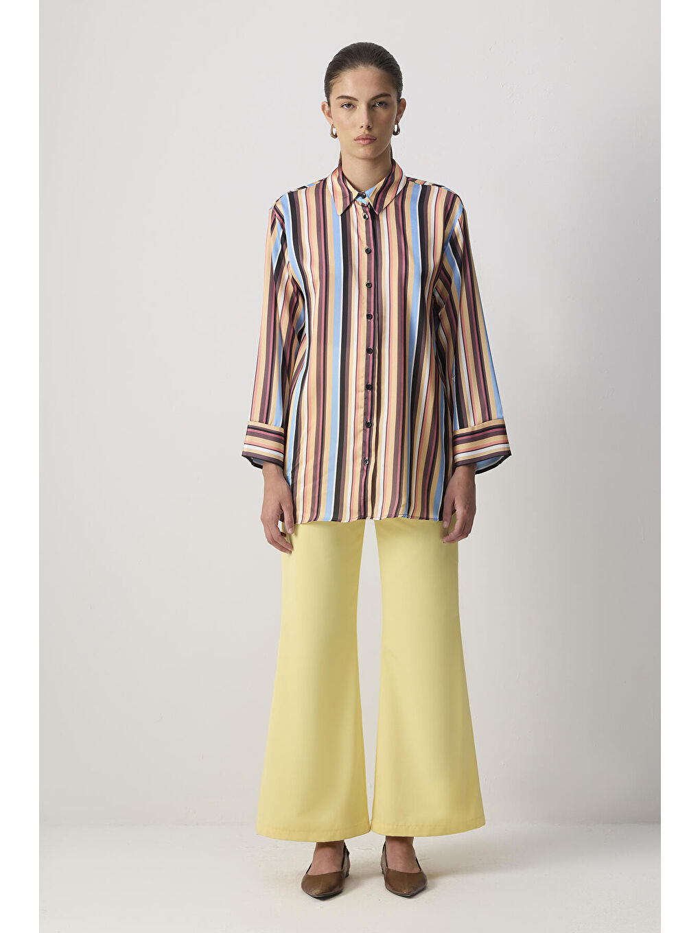 Turuncu Çizgi Desenli Saten Gömlek-1