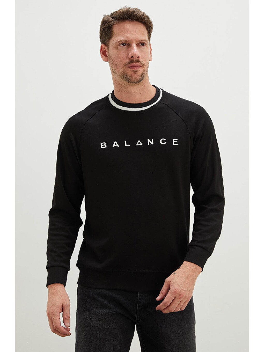 Siyah Balance Baskılı Garnili Modal Sweatshirt-1