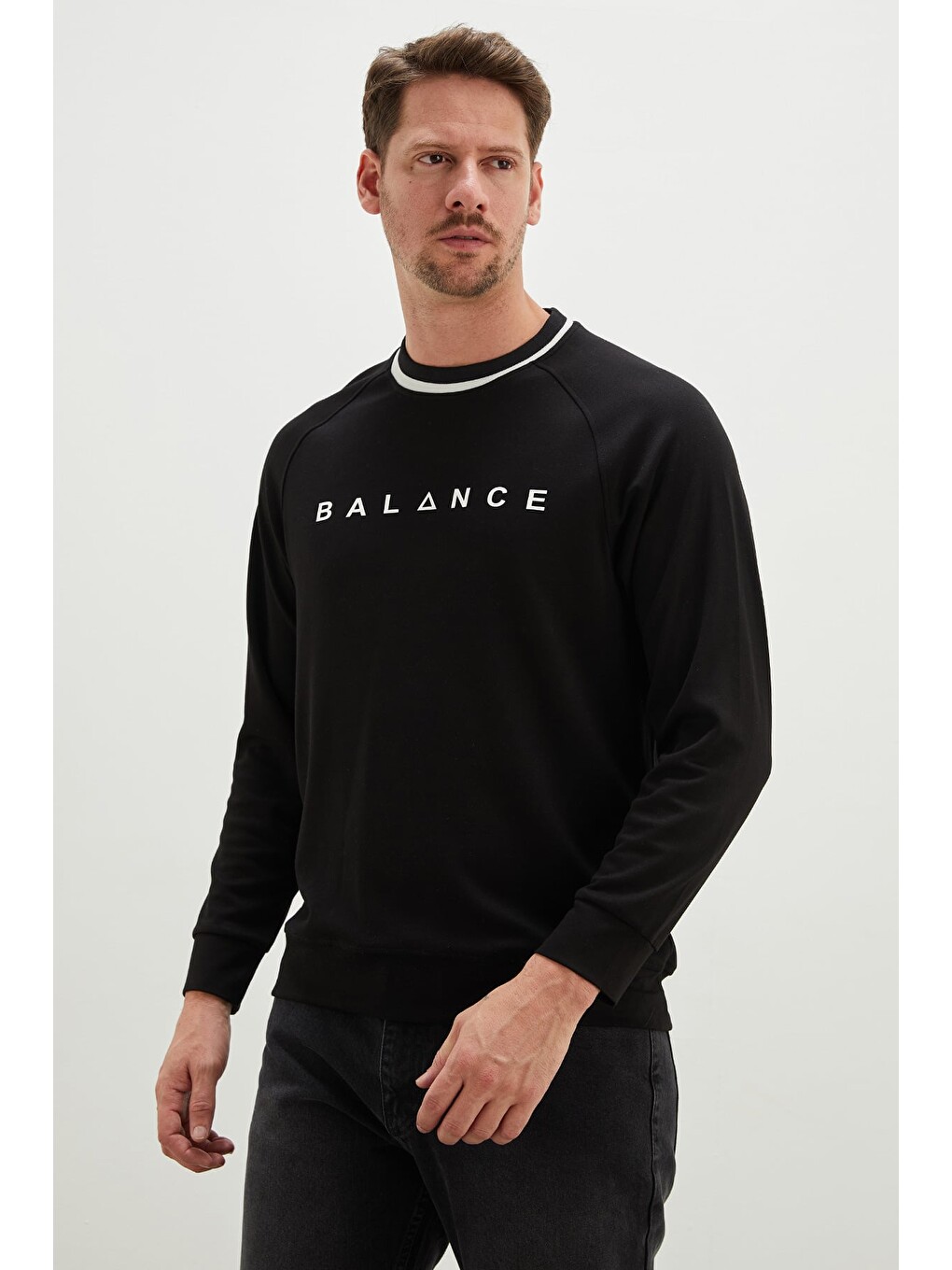 Siyah Balance Baskılı Garnili Modal Sweatshirt-3