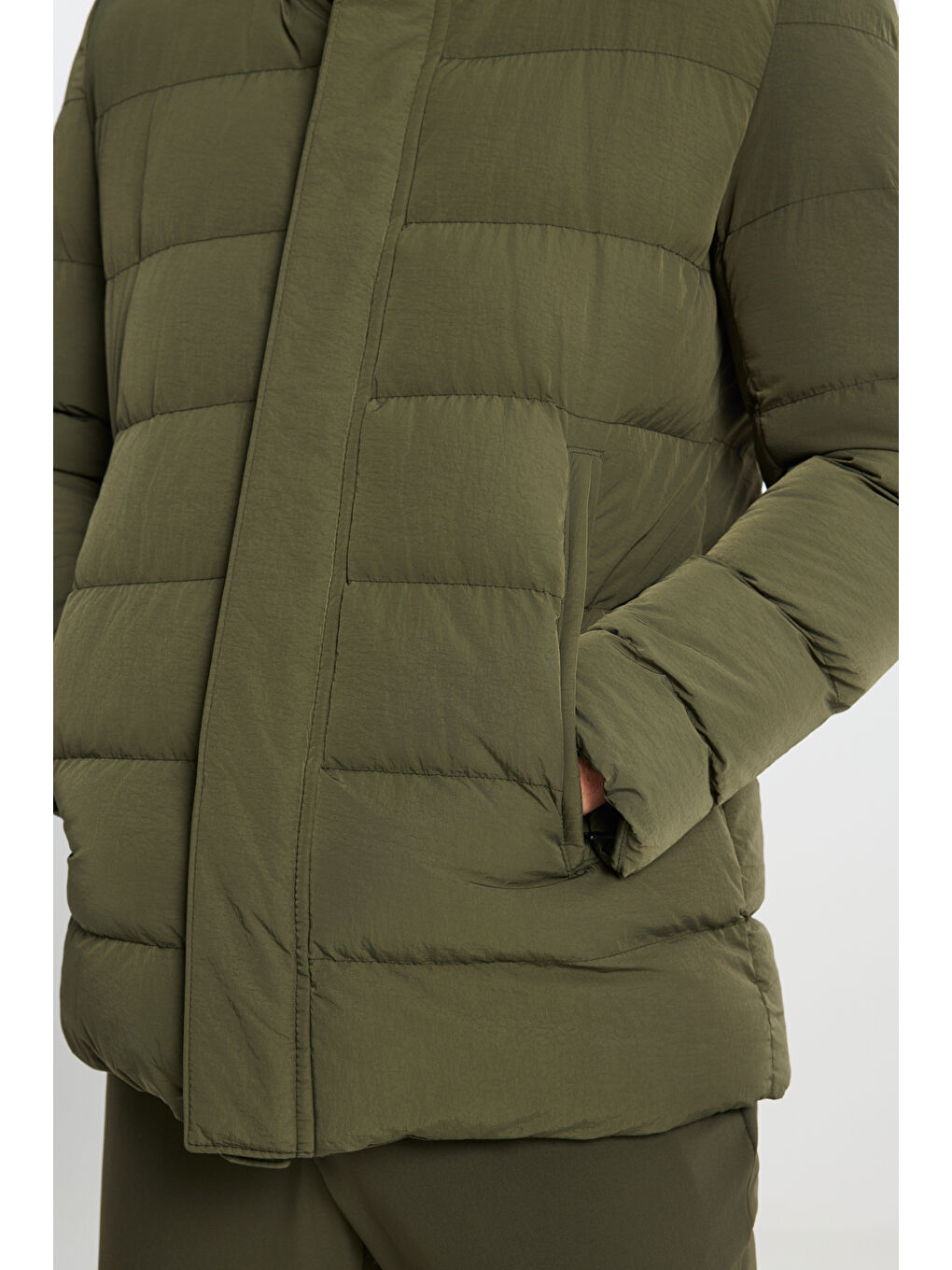 Erkek Haki Standart Fit Normal Kesim Çıkma Kapüşon Yaka Yan Cepli Mont-5