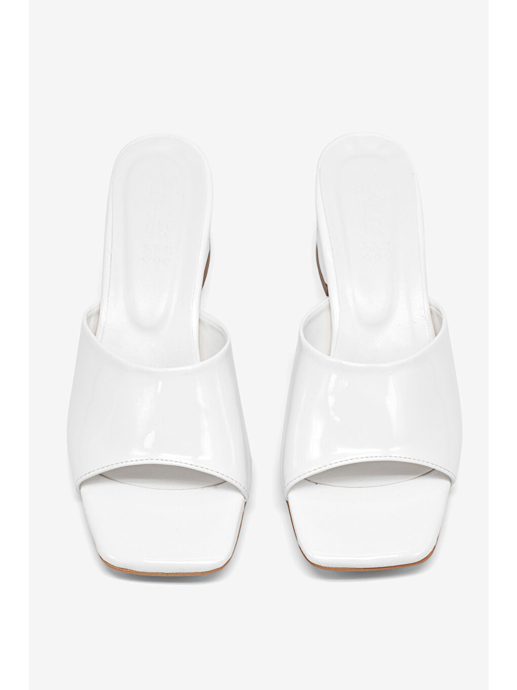 Kadın Beyaz Rahat Kalıp Topuklu Terlik-1