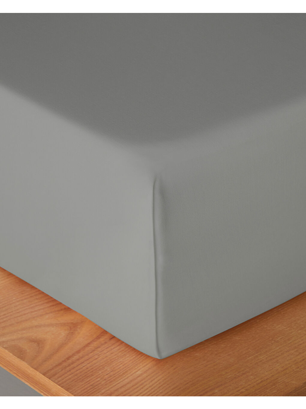 Gri Micell Pamuk Saten Çift Kişilik Lastikli Çarşaf Gümüş-2