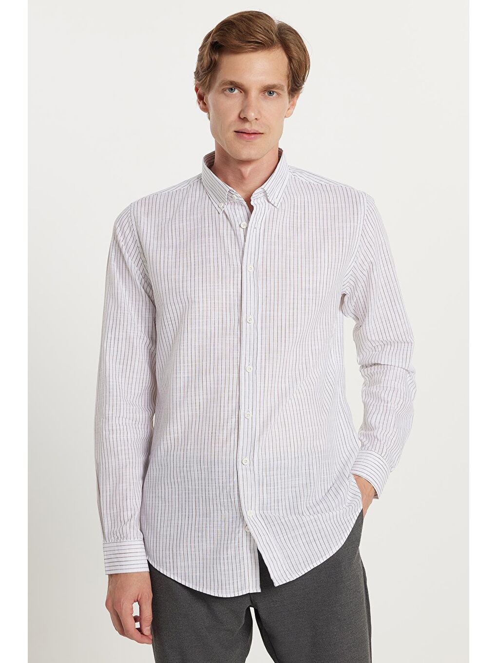 Karışık Erkek Slim Fit Dar Kesim Düğmeli Spor Yaka Keten Efekt %100 Pamuk Haki Çizgili Yazlık Gömlek-1