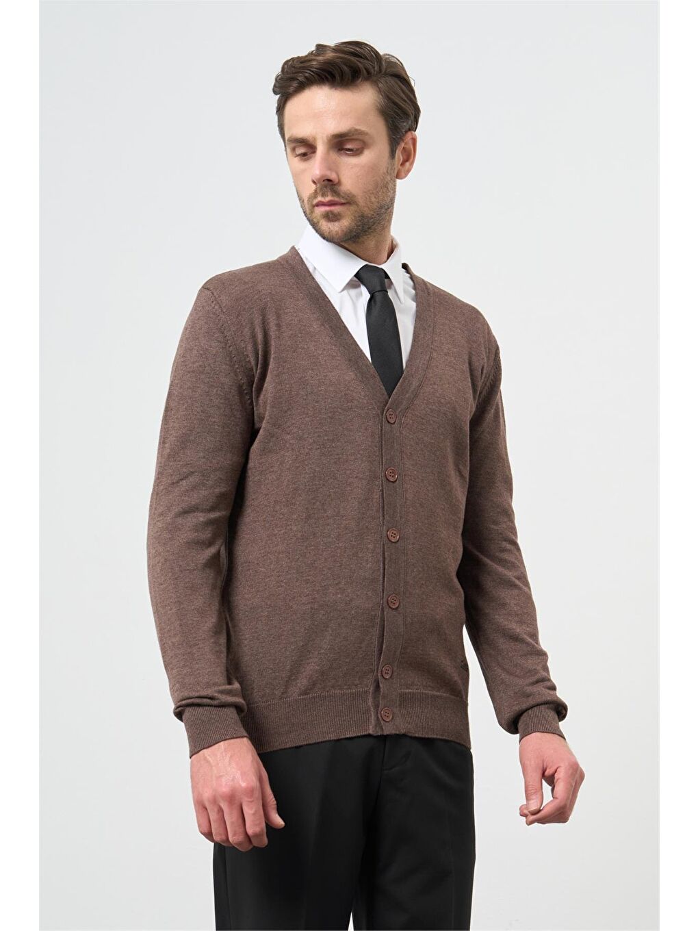 Sütlü Kahverengi Uzun Kol Düz Örme V Yaka Classic Comfort Fit Triko 1012245016